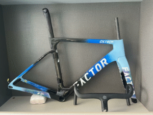 Factor Ostro Vam Road Racing Frame T1000 700C Road Car Frame Set Custom Painted Carbon Fiber Frame with Handlebars