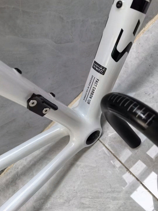 S-works SL8 2025 New  Carbon fiber road bicycle frame Custom made and choose your own color and size