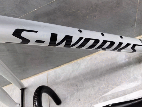 S-works SL8 2025 New  Carbon fiber road bicycle frame Custom made and choose your own color and size