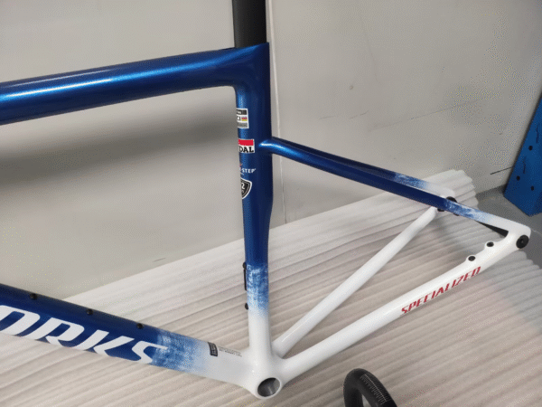 S-works SL8 2025 New  Carbon fiber road bicycle frame Custom made and choose your own color and size