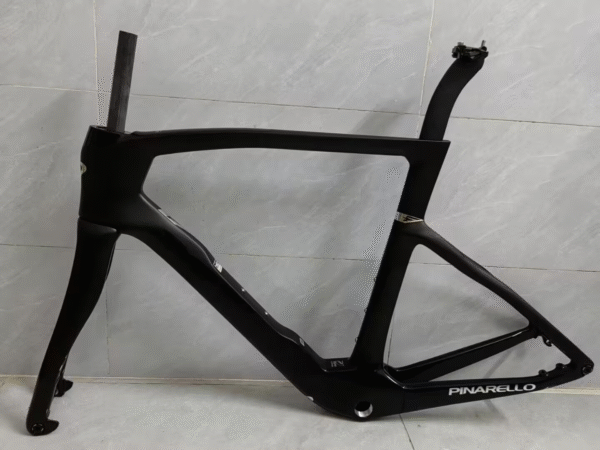 Pinarello 2025 DOGMA F Made in China Colors can be Chosen Freely