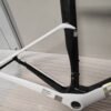 Factor Ostro Vam 02 Road Racing Frame T1000 700C Road Car Frame Set Custom Painted Carbon Fiber Frame with Handlebars