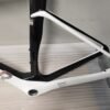 Factor Ostro Vam 02 Road Racing Frame T1000 700C Road Car Frame Set Custom Painted Carbon Fiber Frame with Handlebars