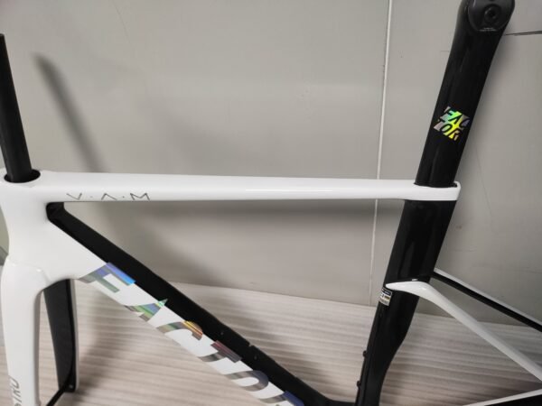 Factor Ostro Vam 02 Road Racing Frame T1000 700C Road Car Frame Set Custom Painted Carbon Fiber Frame with Handlebars
