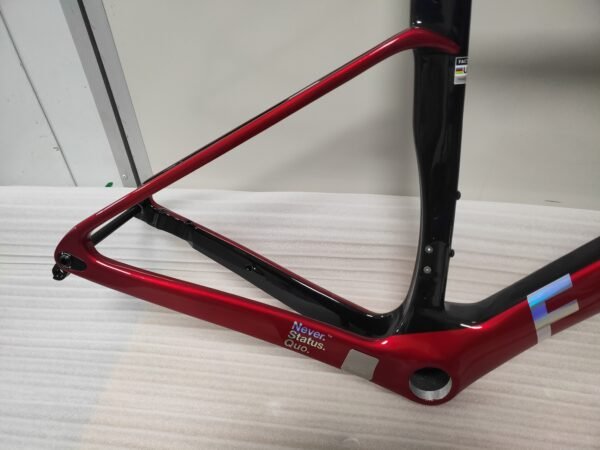 Factor Ostro Vam 02 Road Racing Frame T1000 700C Road Car Frame Set Custom Painted Carbon Fiber Frame with Handlebars
