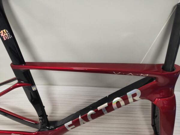 Factor Ostro Vam 02 Road Racing Frame T1000 700C Road Car Frame Set Custom Painted Carbon Fiber Frame with Handlebars