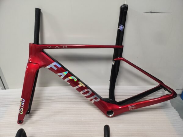 Factor Ostro Vam 02 Road Racing Frame T1000 700C Road Car Frame Set Custom Painted Carbon Fiber Frame with Handlebars
