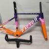 Factor Ostro Vam 02 Road Racing Frame T1000 700C Road Car Frame Set Custom Painted Carbon Fiber Frame with Handlebars