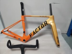 Factor Ostro Vam 02 Road Racing Frame T1000 700C Road Car Frame Set Custom Painted Carbon Fiber Frame with Handlebars