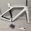 TREK SLR7 carbon fiber road bike frame, custom one-to-one, ultra-light, durable, affordable.
