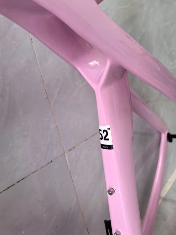 TREK SLR7 carbon fiber road bike frame, custom one-to-one, ultra-light, durable, affordable.
