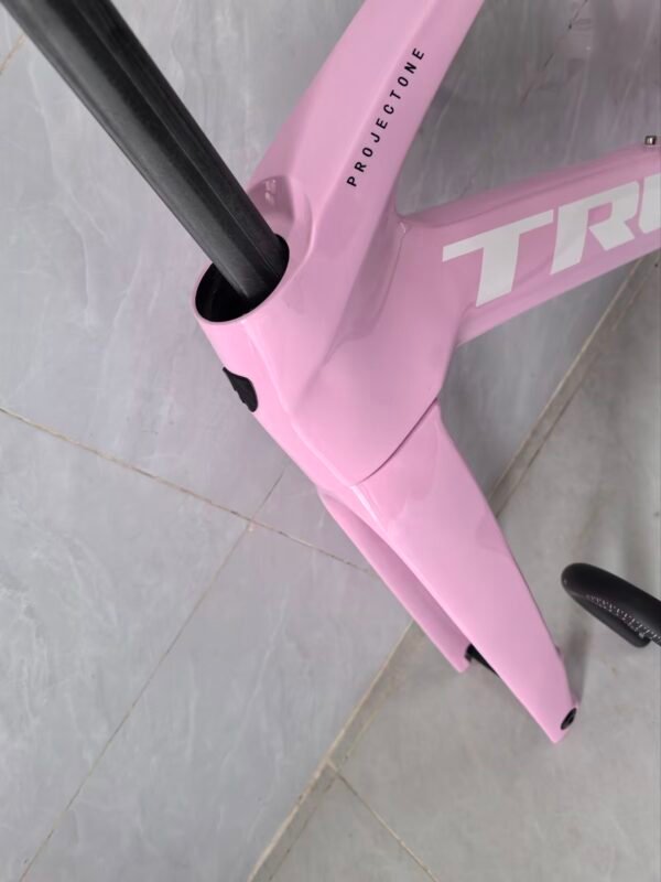 TREK SLR7 carbon fiber road bike frame, custom one-to-one, ultra-light, durable, affordable.