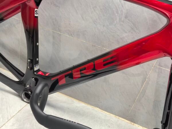 TREK SLR7 carbon fiber road bike frame, custom one-to-one, ultra-light, durable, affordable.
