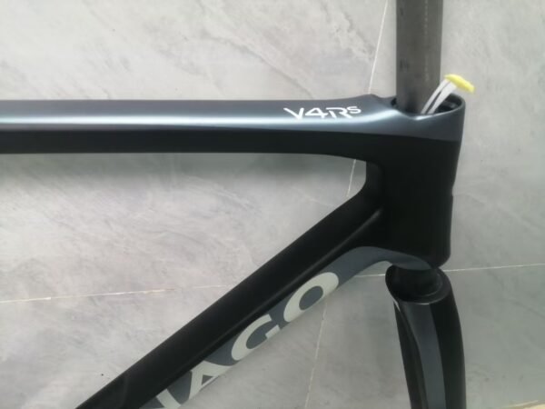 COLNAGO V4RS Carbon fiber frame ultra-light road bike, 1:1 restoration, ultra-lightweight, high hardness, durable, industrial-grade paint.