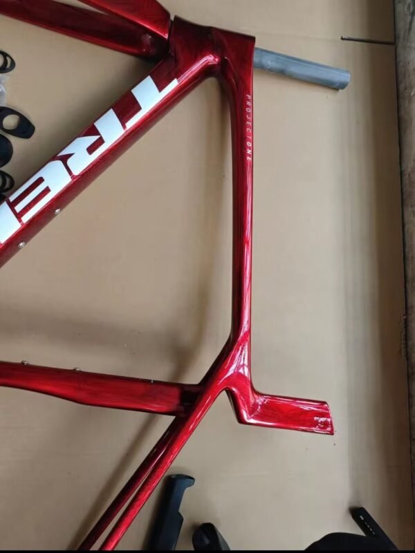 TREK SLR9 carbon fiber road bike frame, custom one-to-one, ultra-light, durable, affordable.