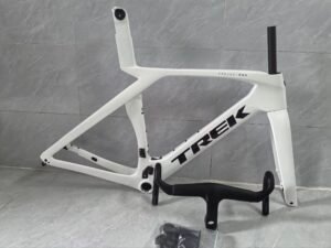TREK SLR7 carbon fiber road bike frame, custom one-to-one, ultra-light, durable, affordable.